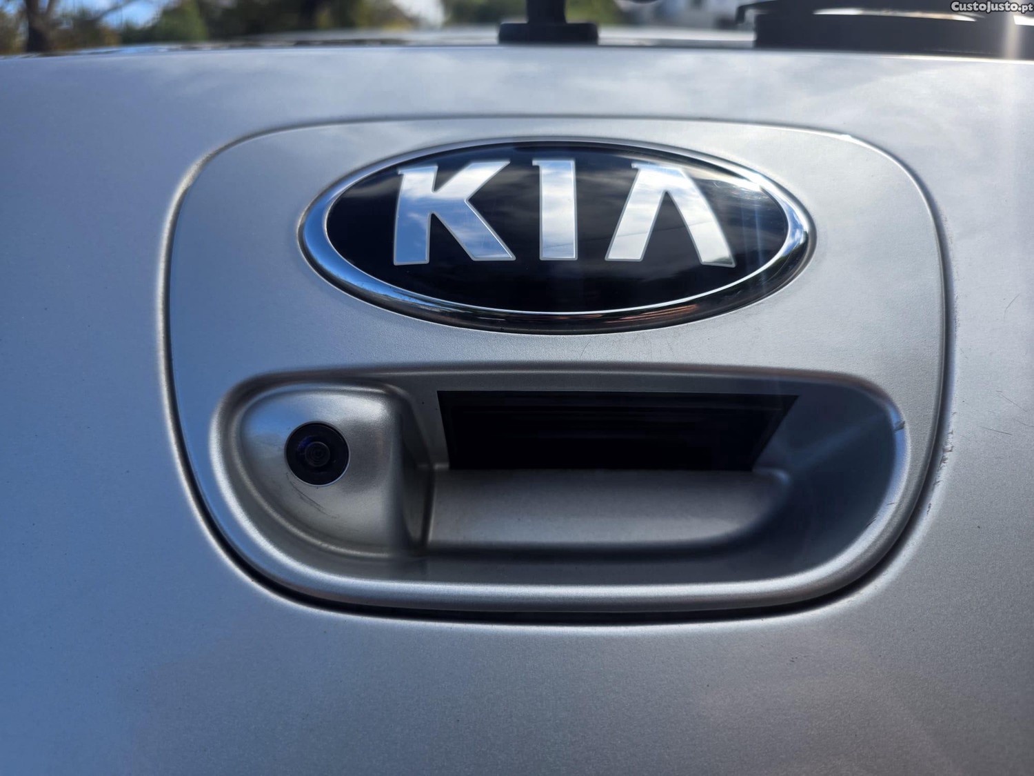 Kia Picanto 1.0 CVVT EX — fotografia 20