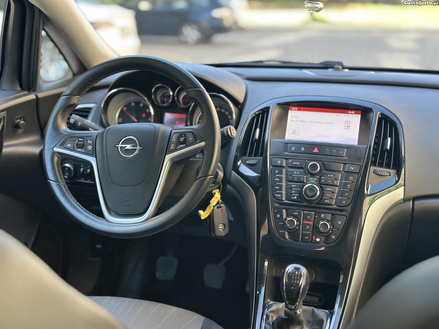 Opel Astra Eco — fotografia 4