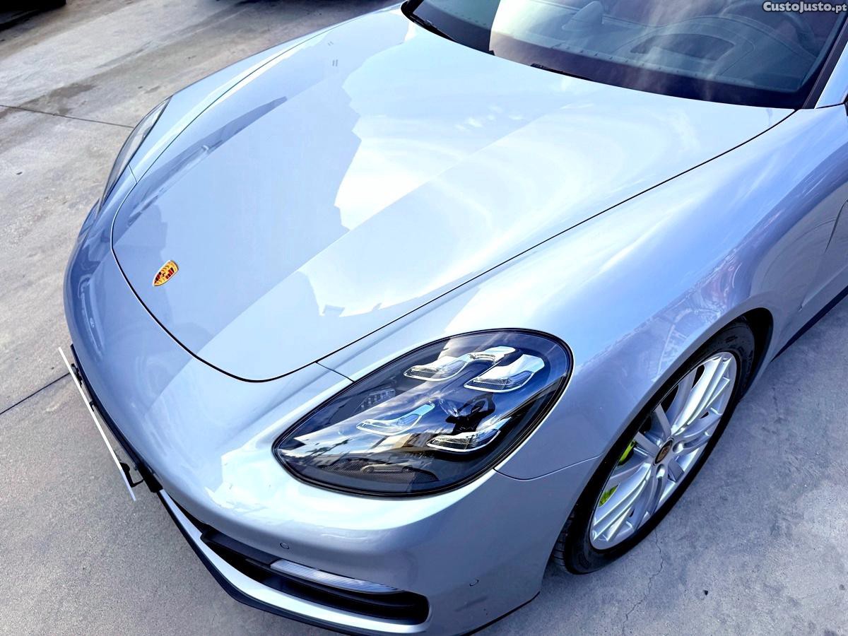 Porsche Panamera E-Hybrid Platinum Edition — fotografia 6