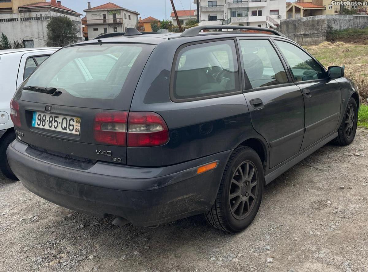 Volvo V40 1.9TD — fotografia 5