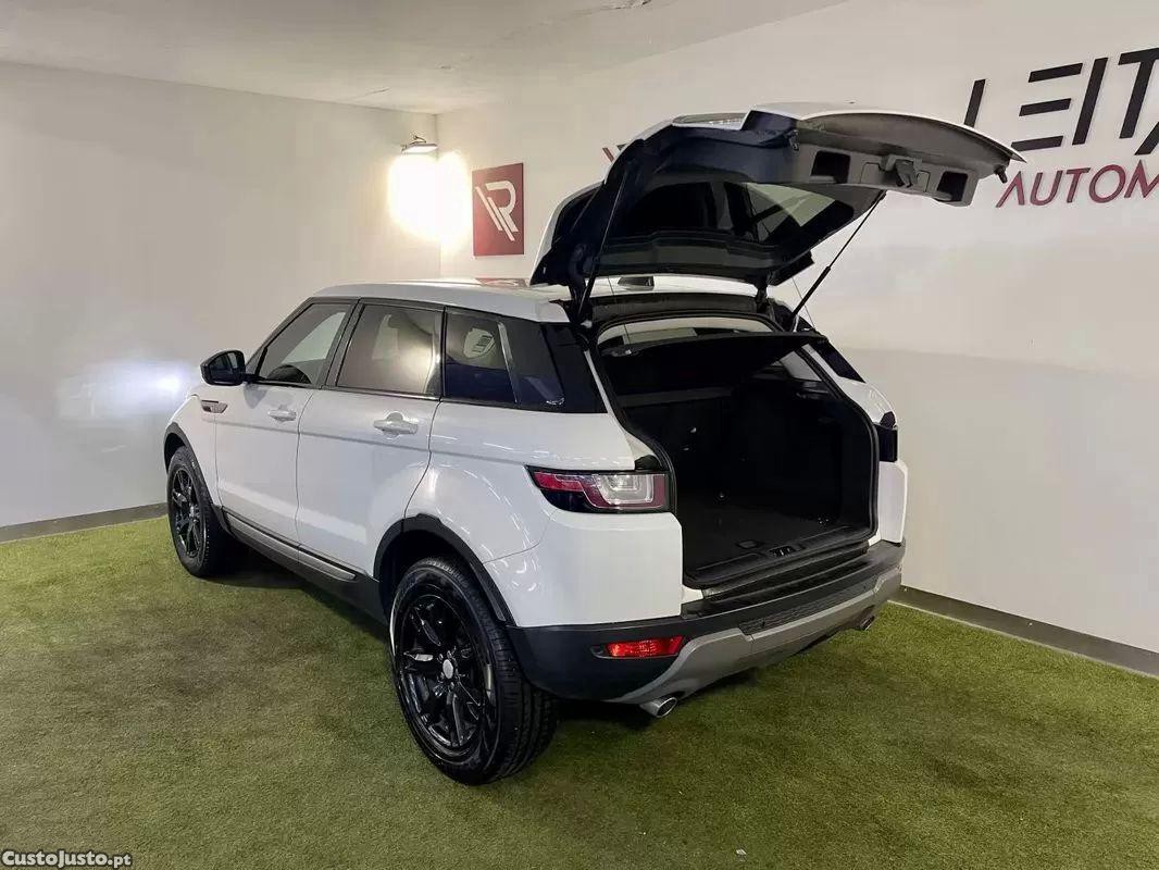 Land Rover Evoque 2.0 d150 — fotografia 3