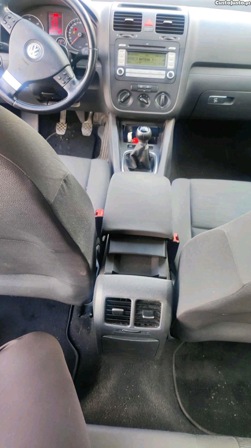 Volkswagen Golf 1.9 TDI — fotografia 3