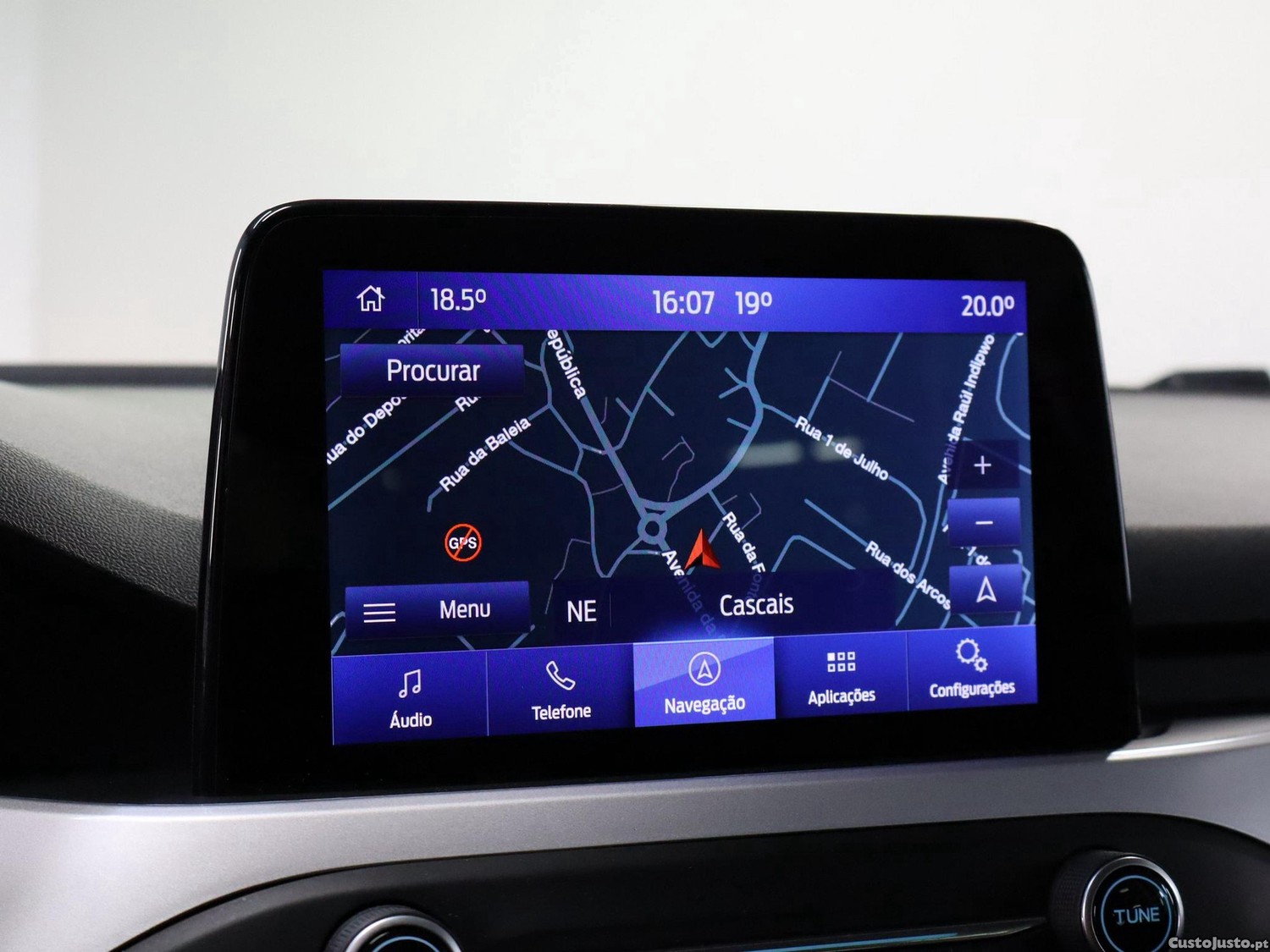 Ford Focus SW 1.5 TDCi EcoBlue Titanium — fotografia 4