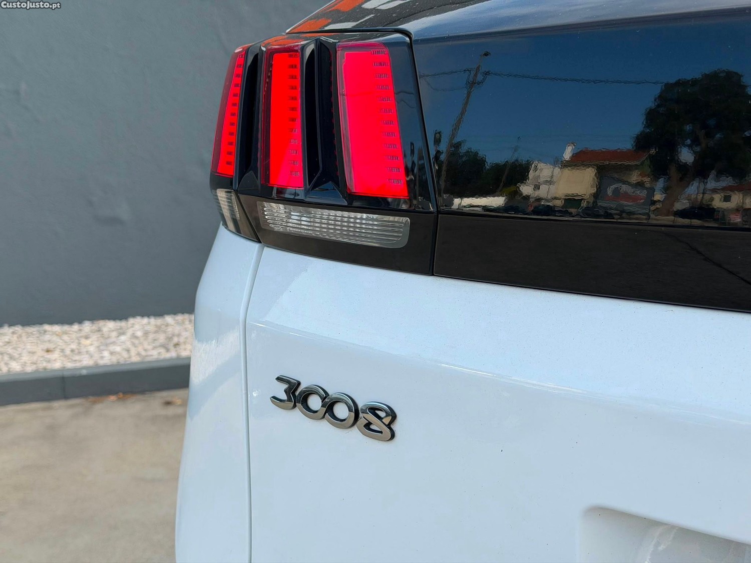 Peugeot 3008 1.5 BlueHDi Allure EAT8 — fotografia 16