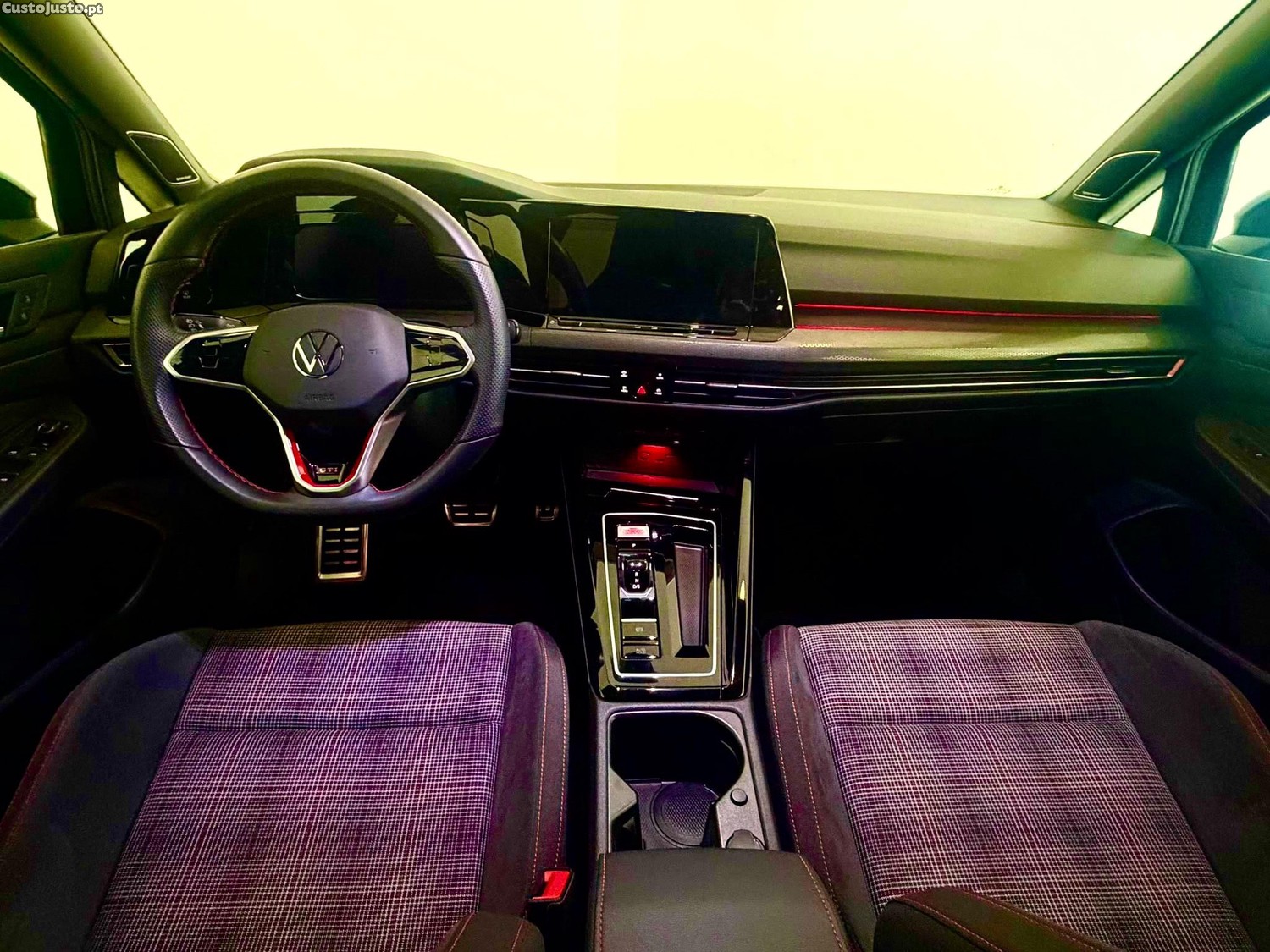 Volkswagen Golf 2.0 TSI GTI DSG — fotografia 12