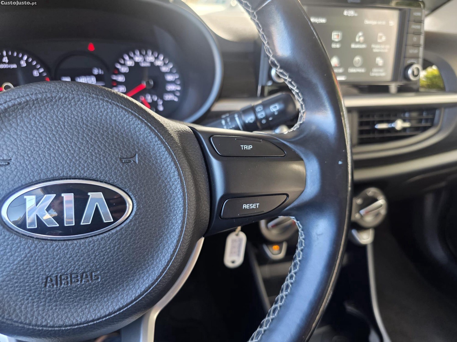 Kia Picanto 1.0 CVVT EX — fotografia 8