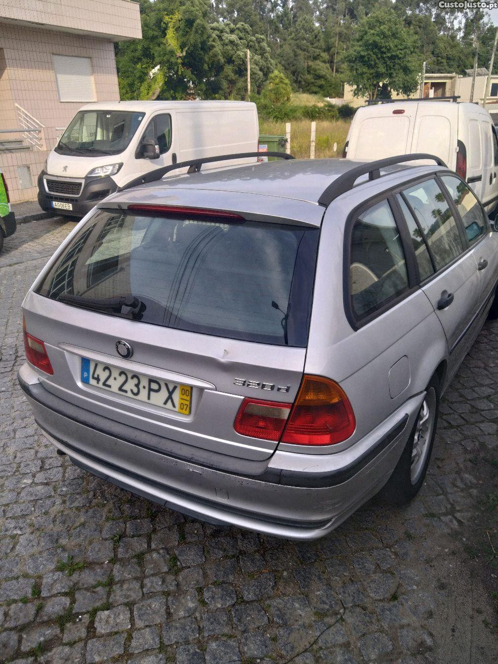 BMW 320 touring automática — fotografia 2