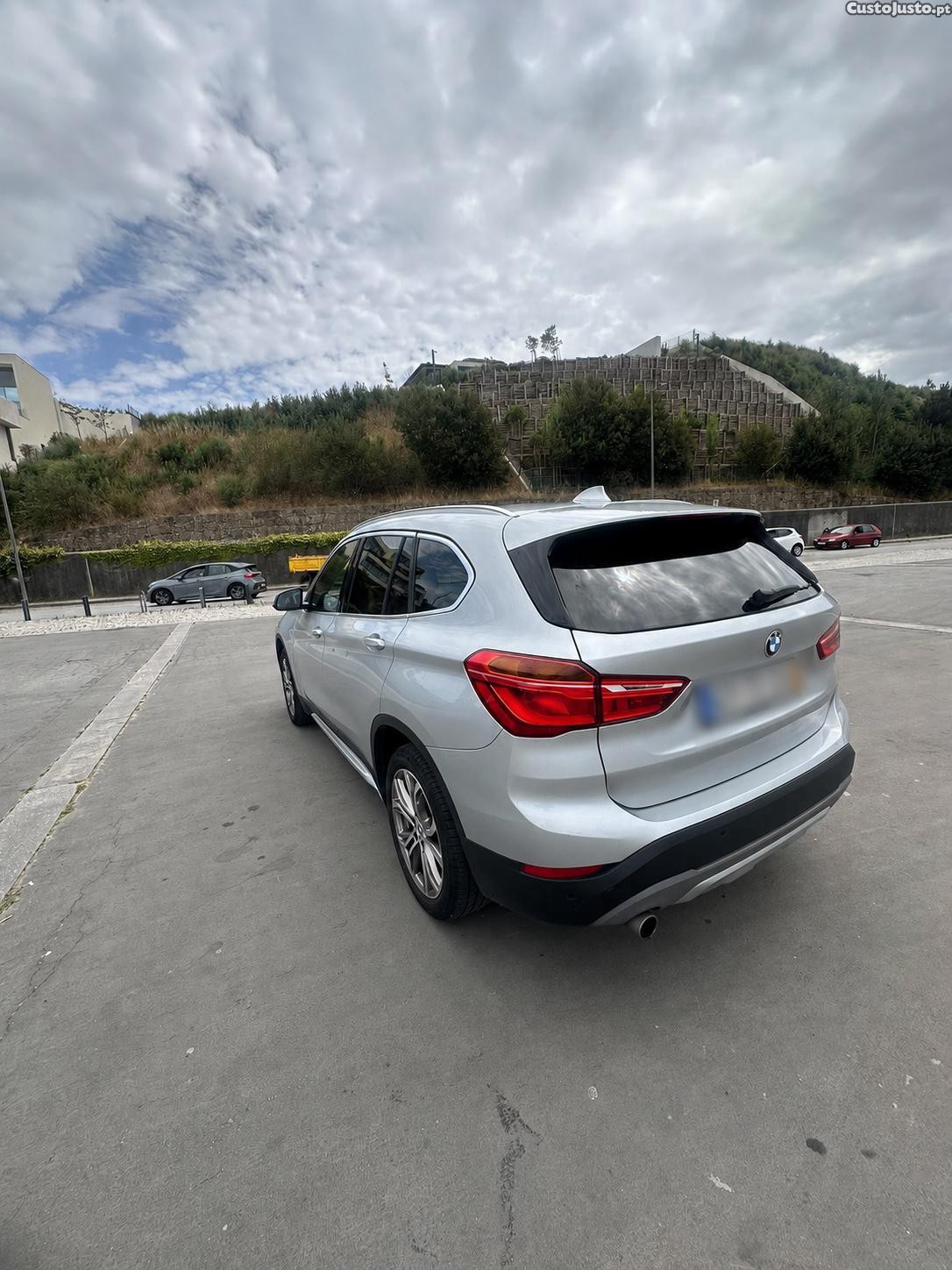 BMW X1 116d xdrive — fotografia 6