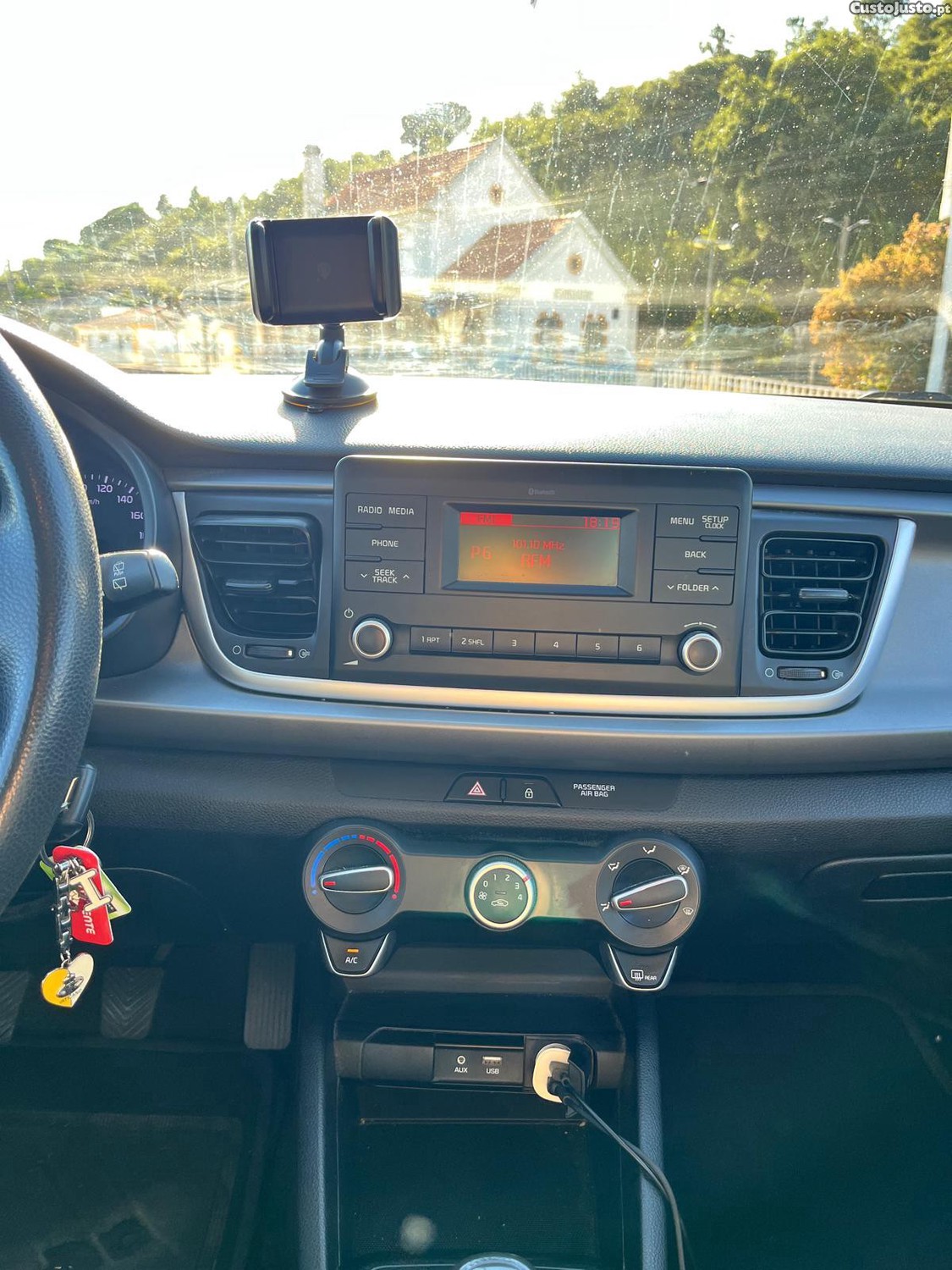 Kia Rio 1.4 CRDI 78CV Dream Edition — fotografia 4
