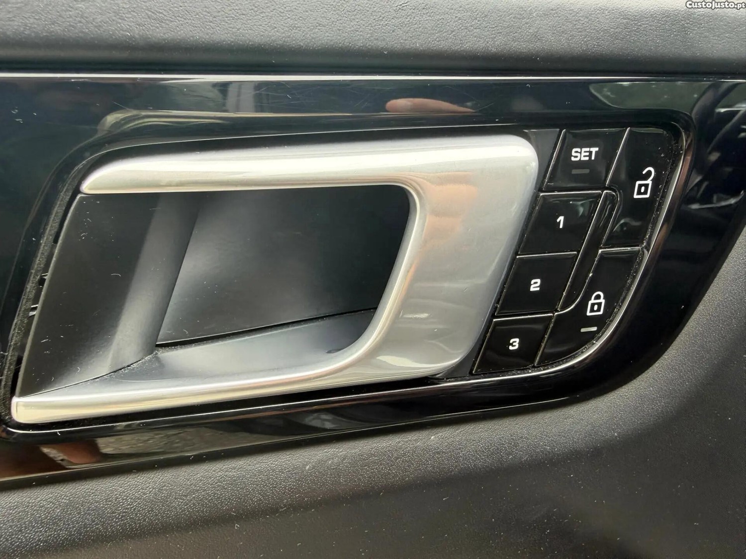 Porsche Cayenne E-Hybrid Tiptronic S Platinum Edition — fotografia 8