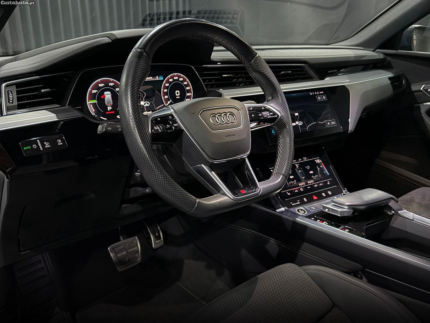 Audi Q8 e-Tron Sportback 50 quattro S line — fotografia 11