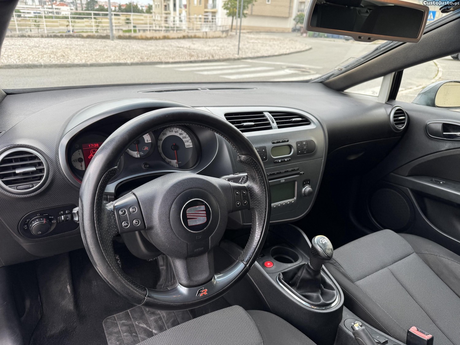 SEAT Leon FR — fotografia 2