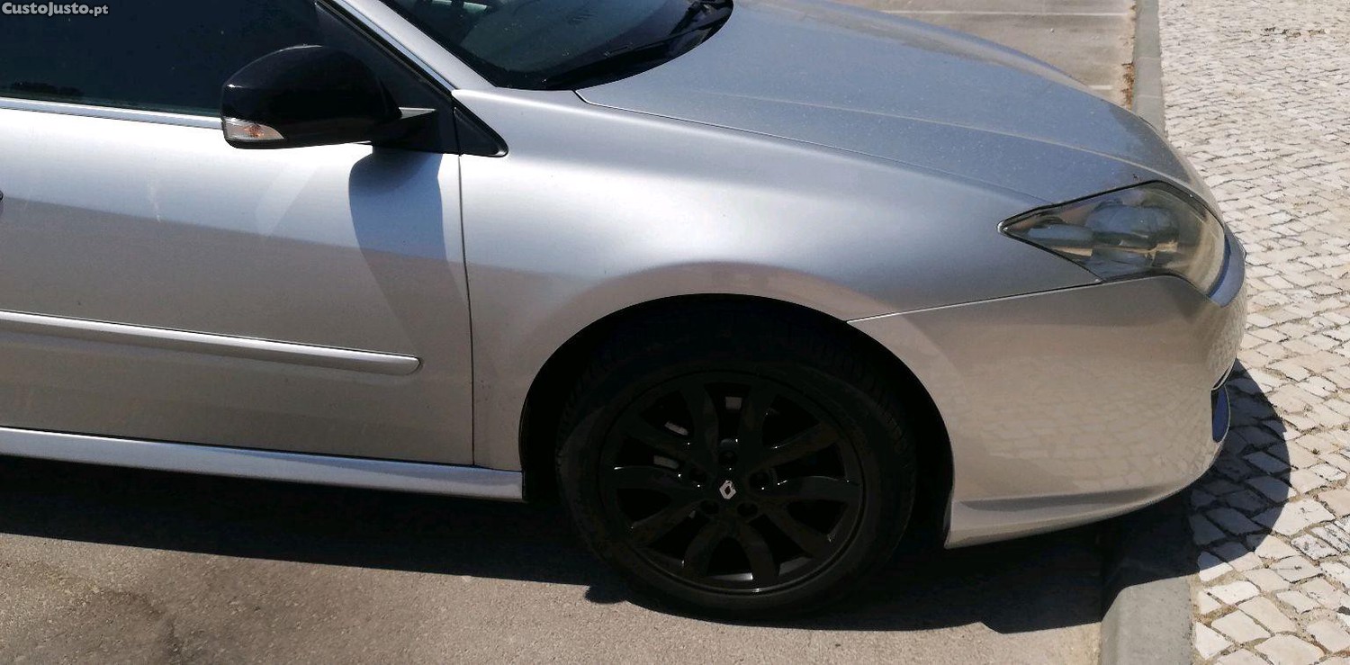 Renault Laguna Break III2.0dci150cv — fotografia 9