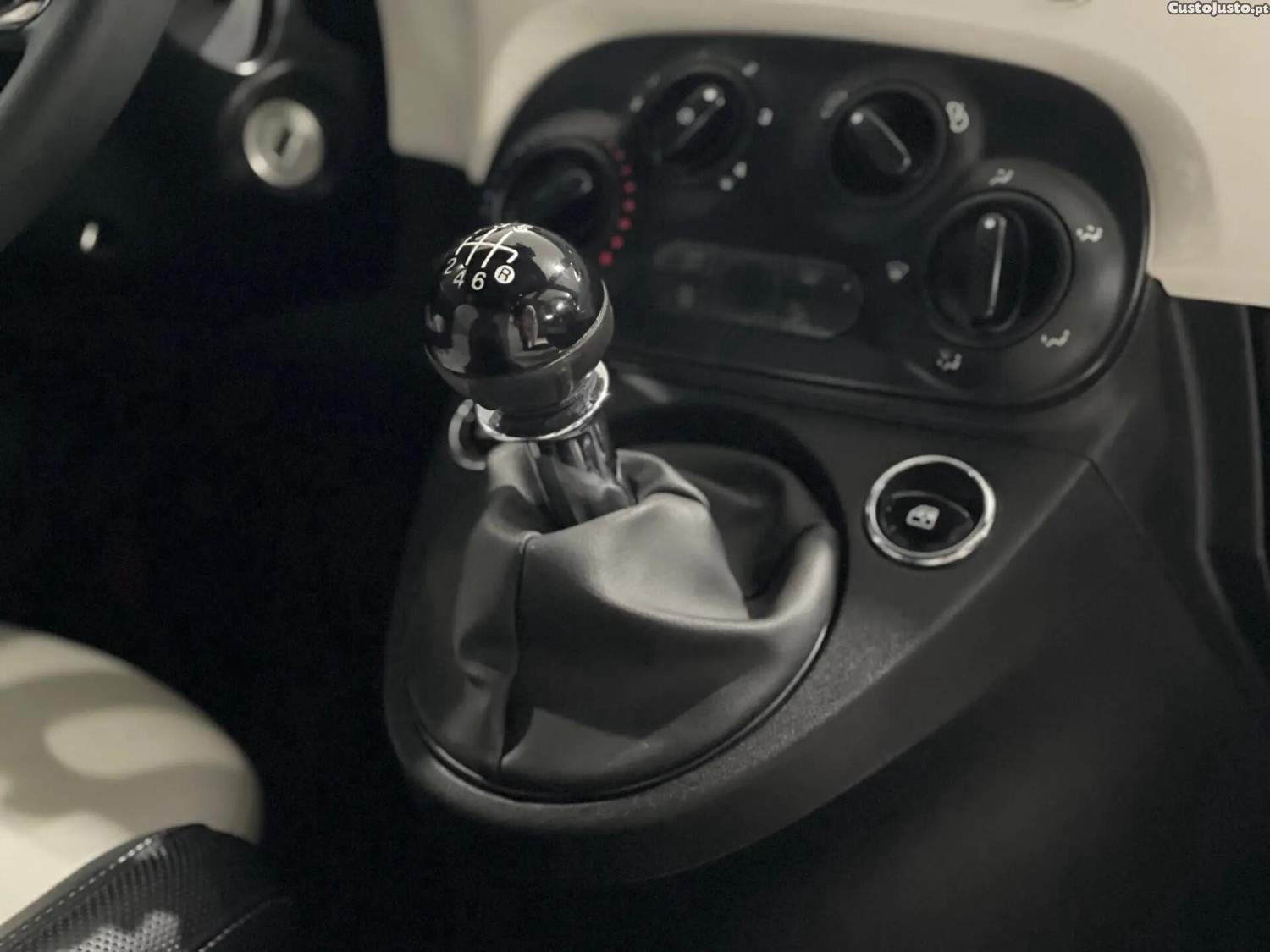 Fiat 500 1.0 Hybrid Connect Dolcevita — fotografia 7