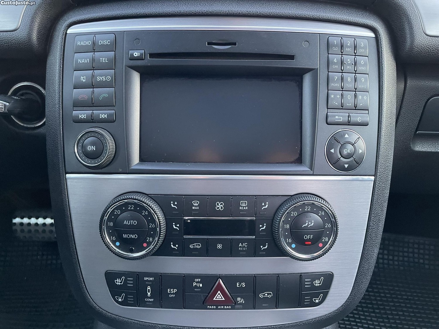 Mercedes-Benz R 350 4 MATIC 265cv AMG — fotografia 11