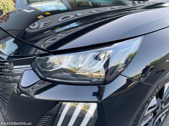 Peugeot 208 1.2 PureTech Allure — fotografia 19