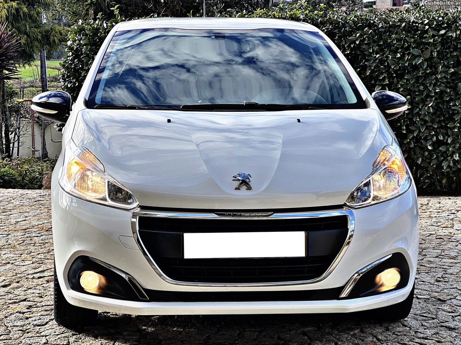 Peugeot 208 1.6 BlueHdi 100CV 2.L 12-2016 155.000klm — fotografia 9