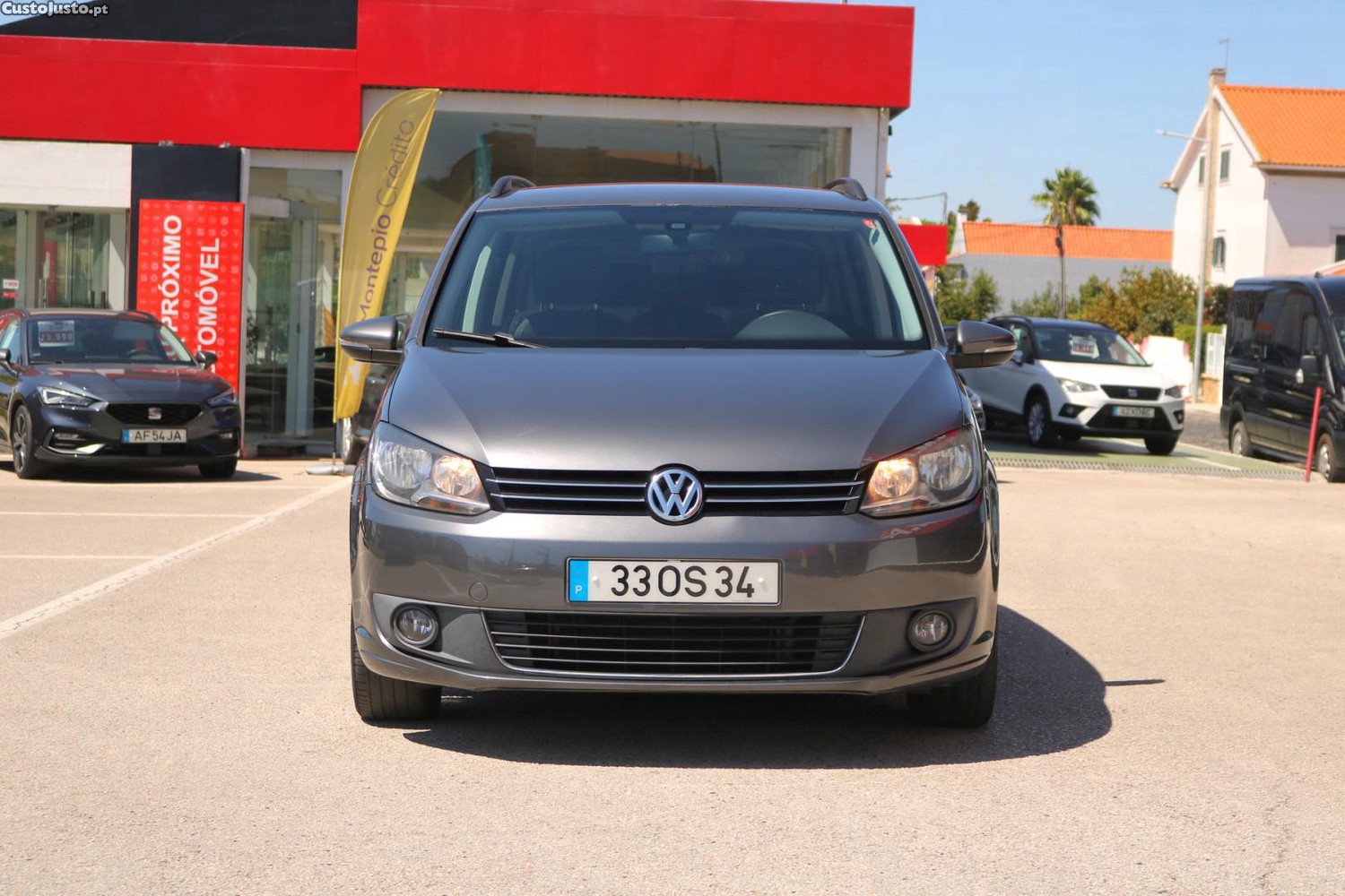 Volkswagen Touran 1.6 TDI BlueMotion Confortline 7L — fotografia 57