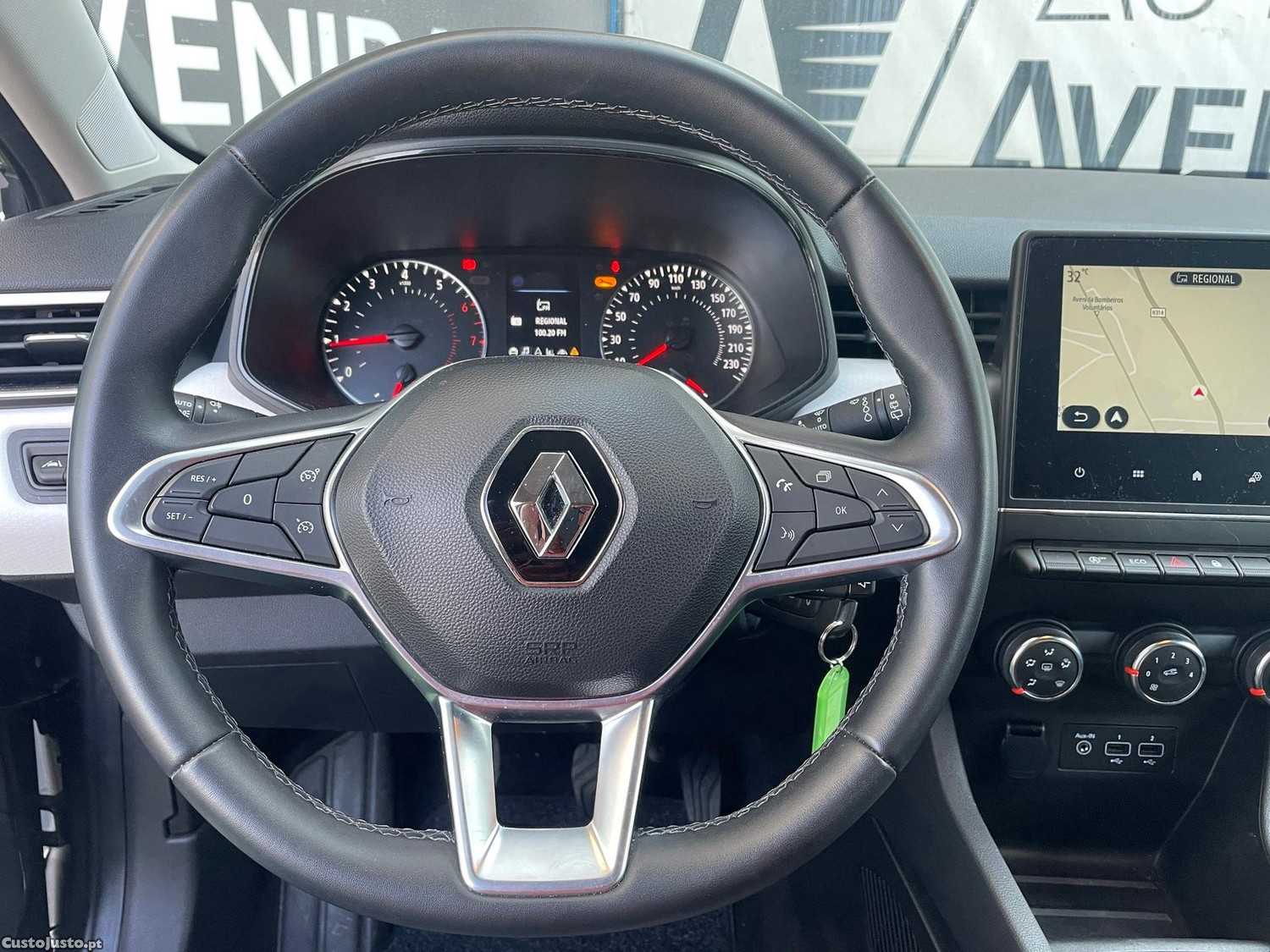 Renault Clio 1.0 TCe Evolution — fotografia 8