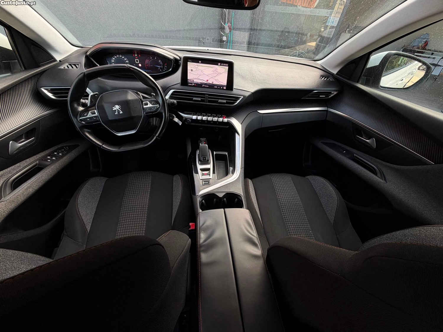 Peugeot 3008 1.5 BlueHDi Allure EAT8 — fotografia 3