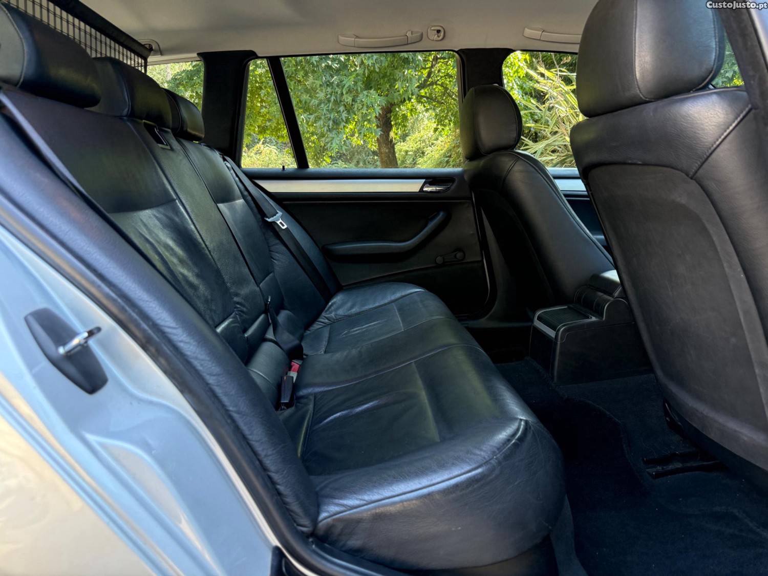 BMW 320 D Touring — fotografia 2