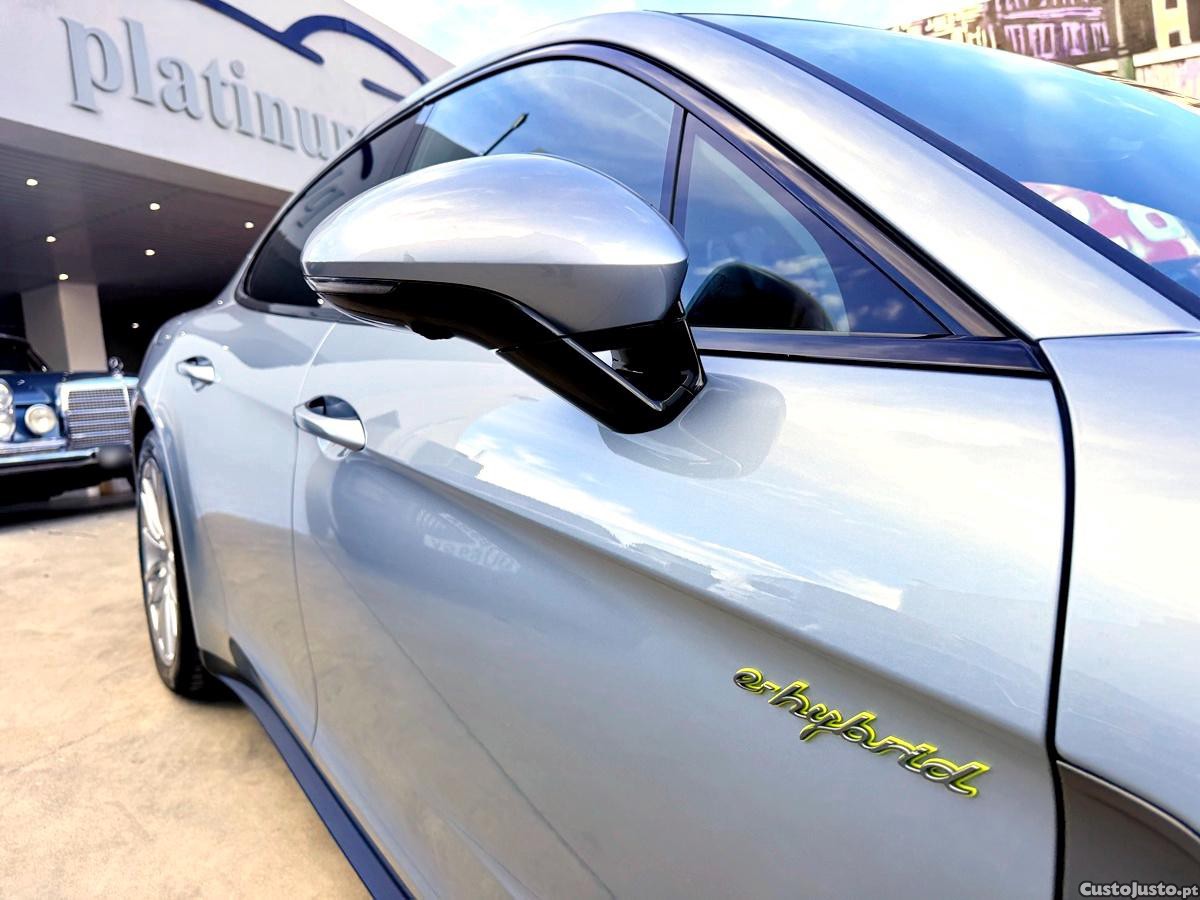 Porsche Panamera E-Hybrid Platinum Edition — fotografia 15