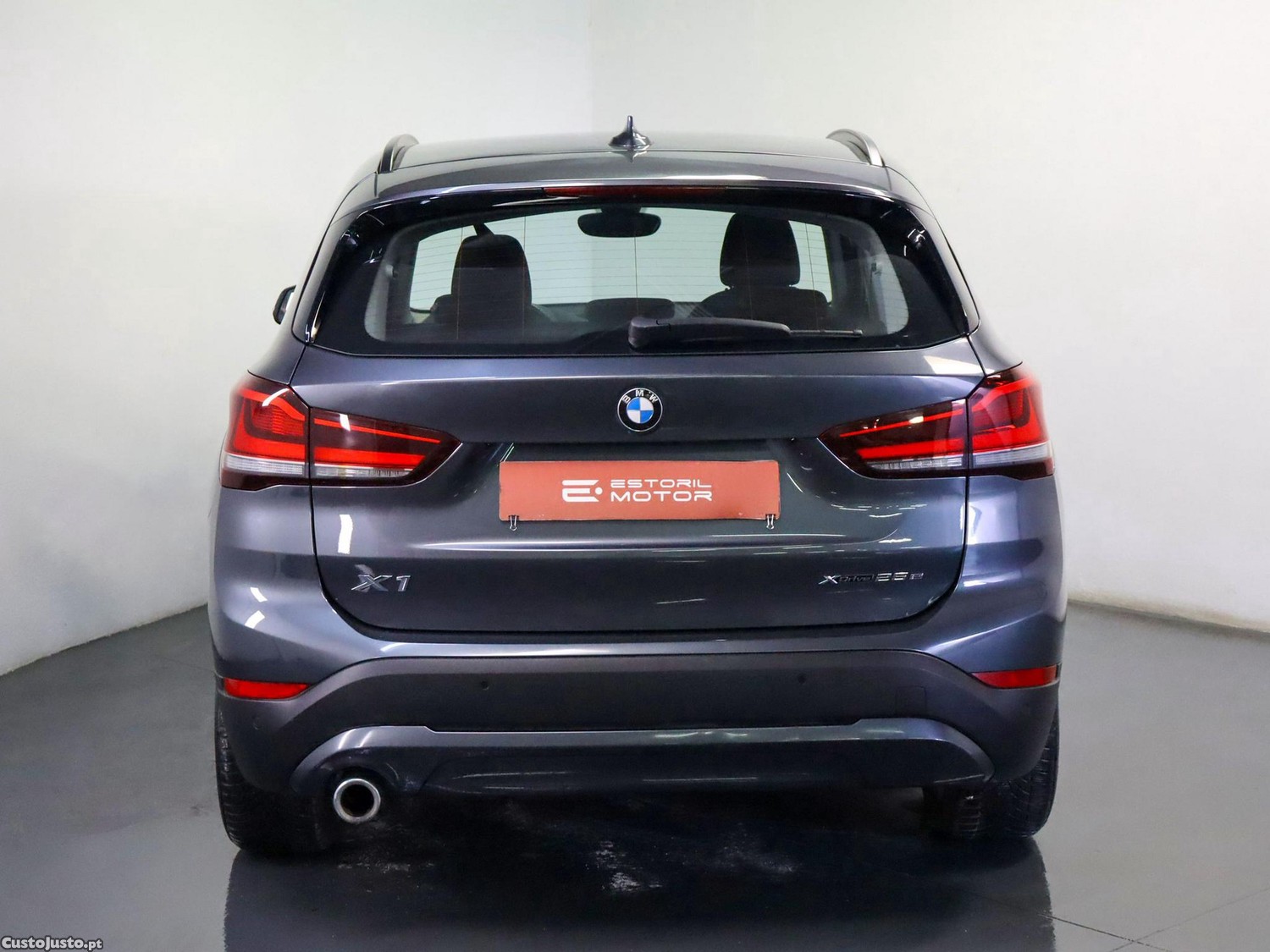 BMW X1 25 e xDrive — fotografia 19
