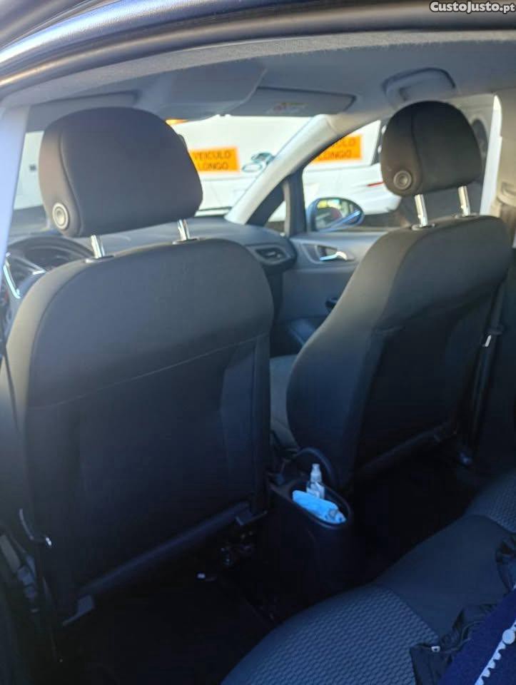 Opel Corsa 1.3 CDTI — fotografia 2
