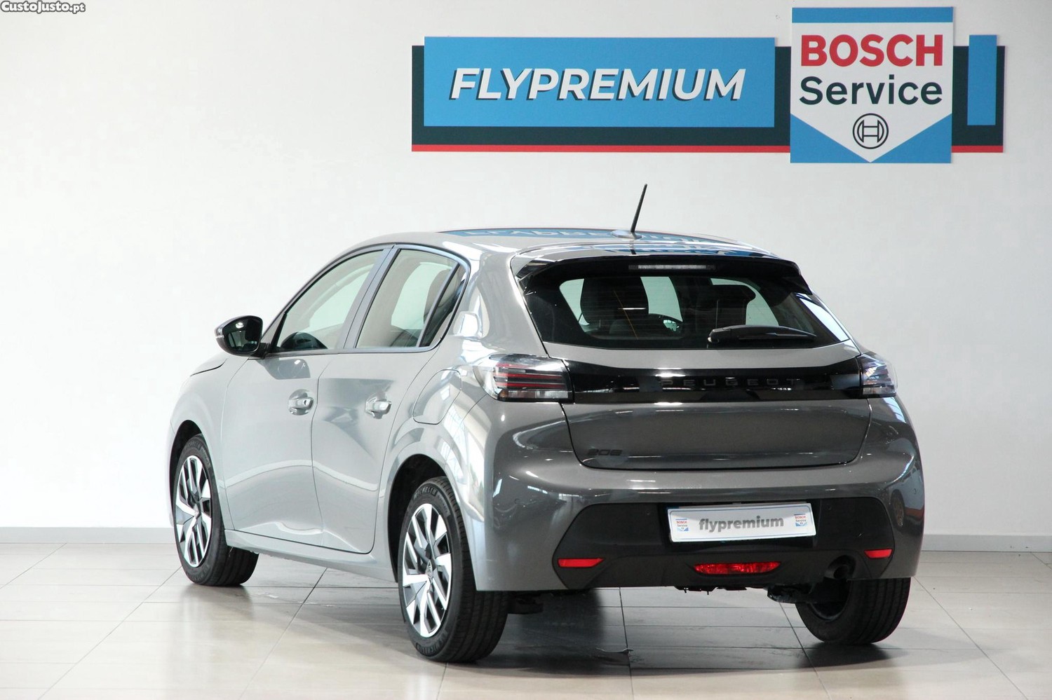 Peugeot 208 1.2 PureTech Active — fotografia 19