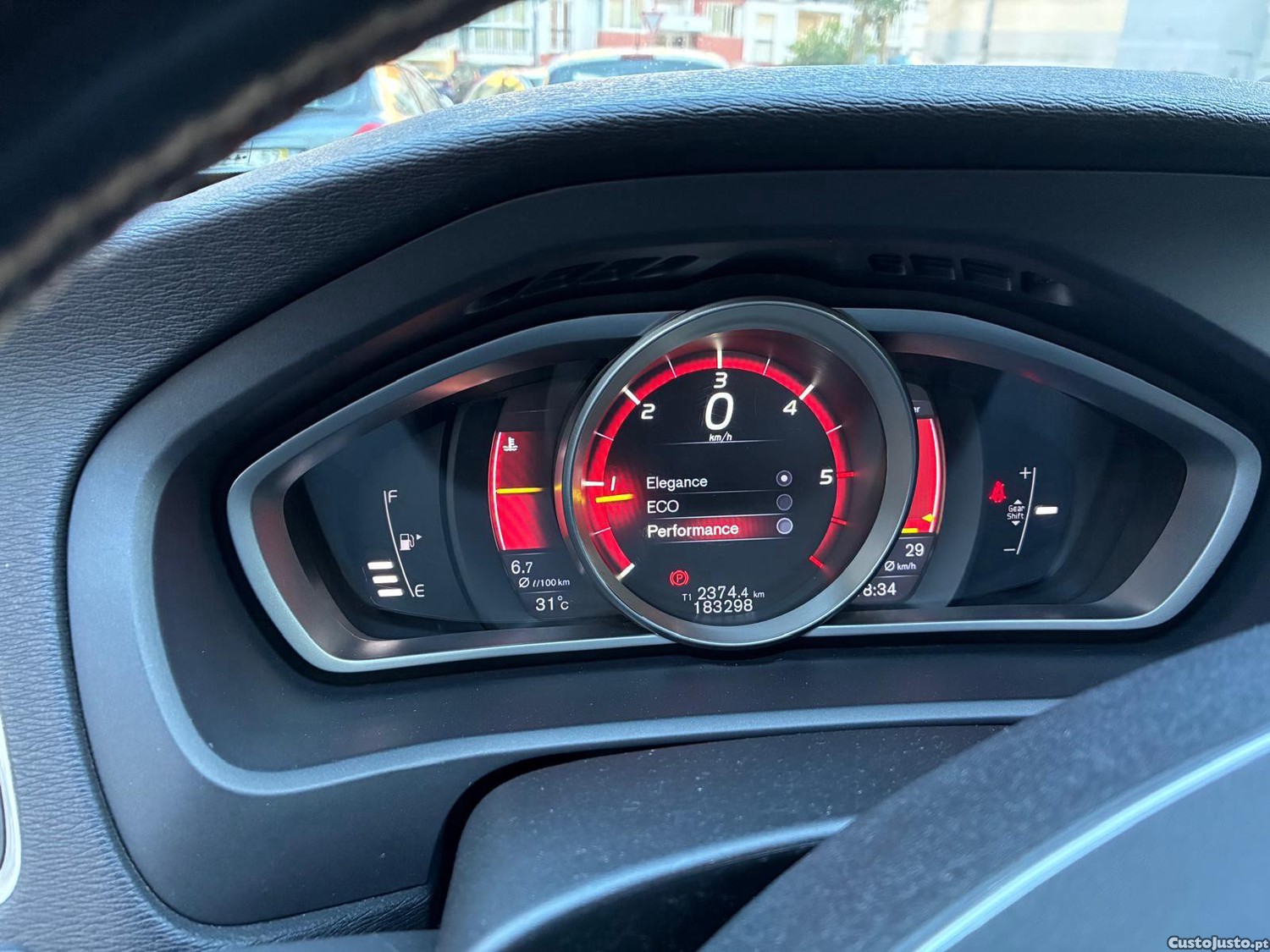 Volvo V40 R design — photo 5