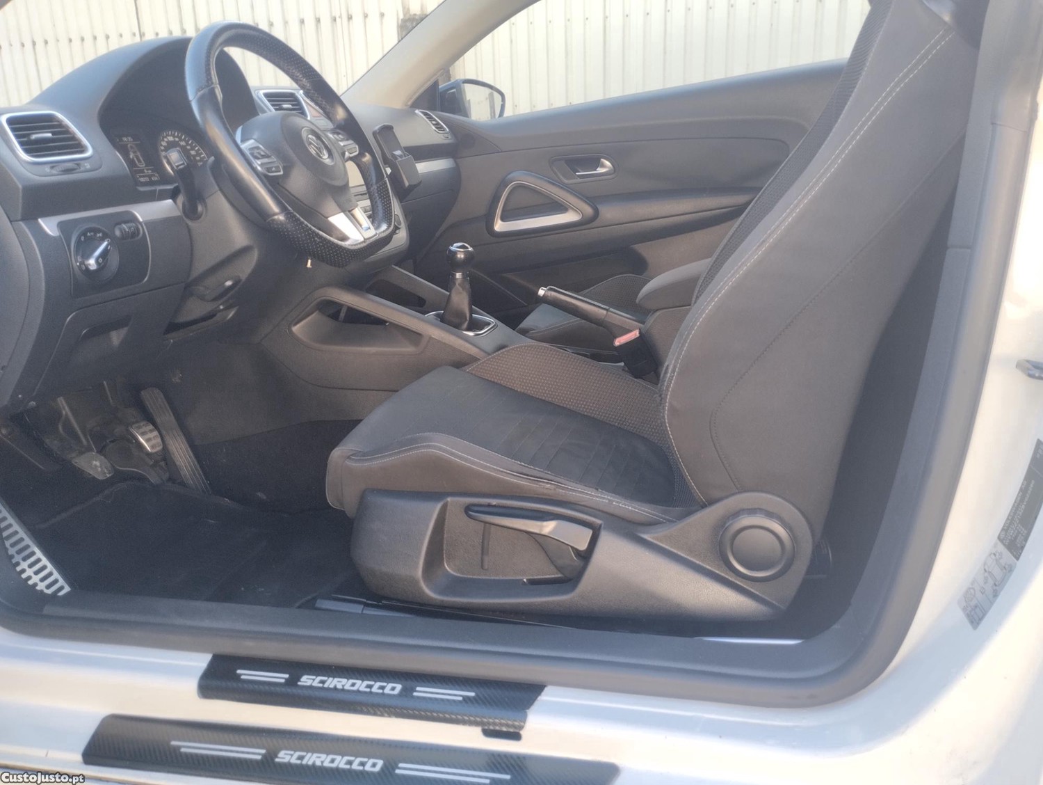 Volkswagen Scirocco 1.4 TSI (Turbo) 160cv - NACIONAL - c/ GPS - R-LINE — fotografia 11