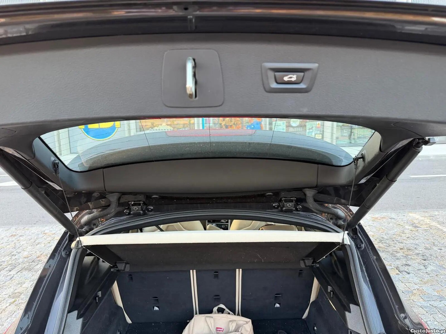 BMW 216 Active Tourer d Line Luxury — fotografia 2