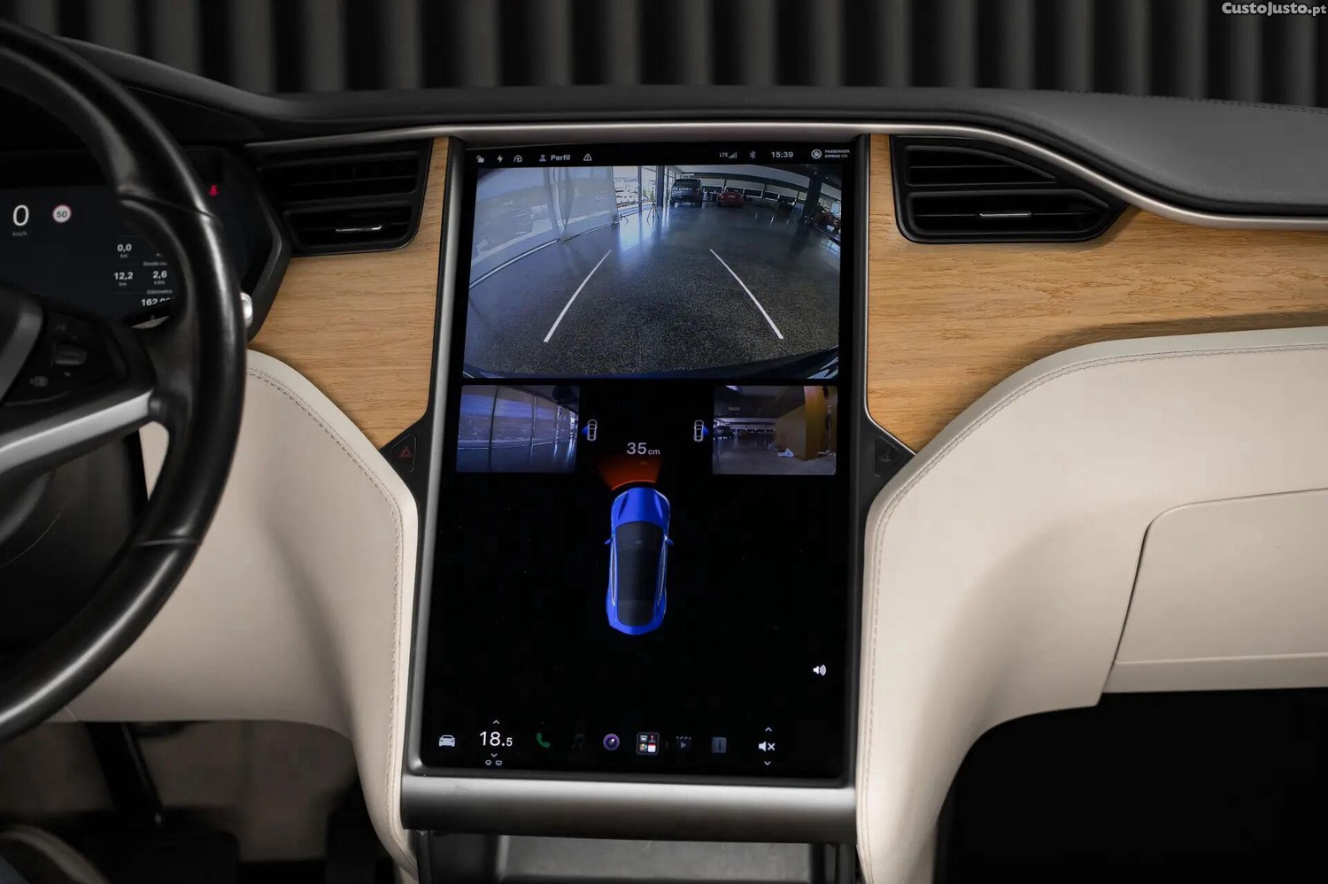Tesla Model S Standard Range — fotografia 9