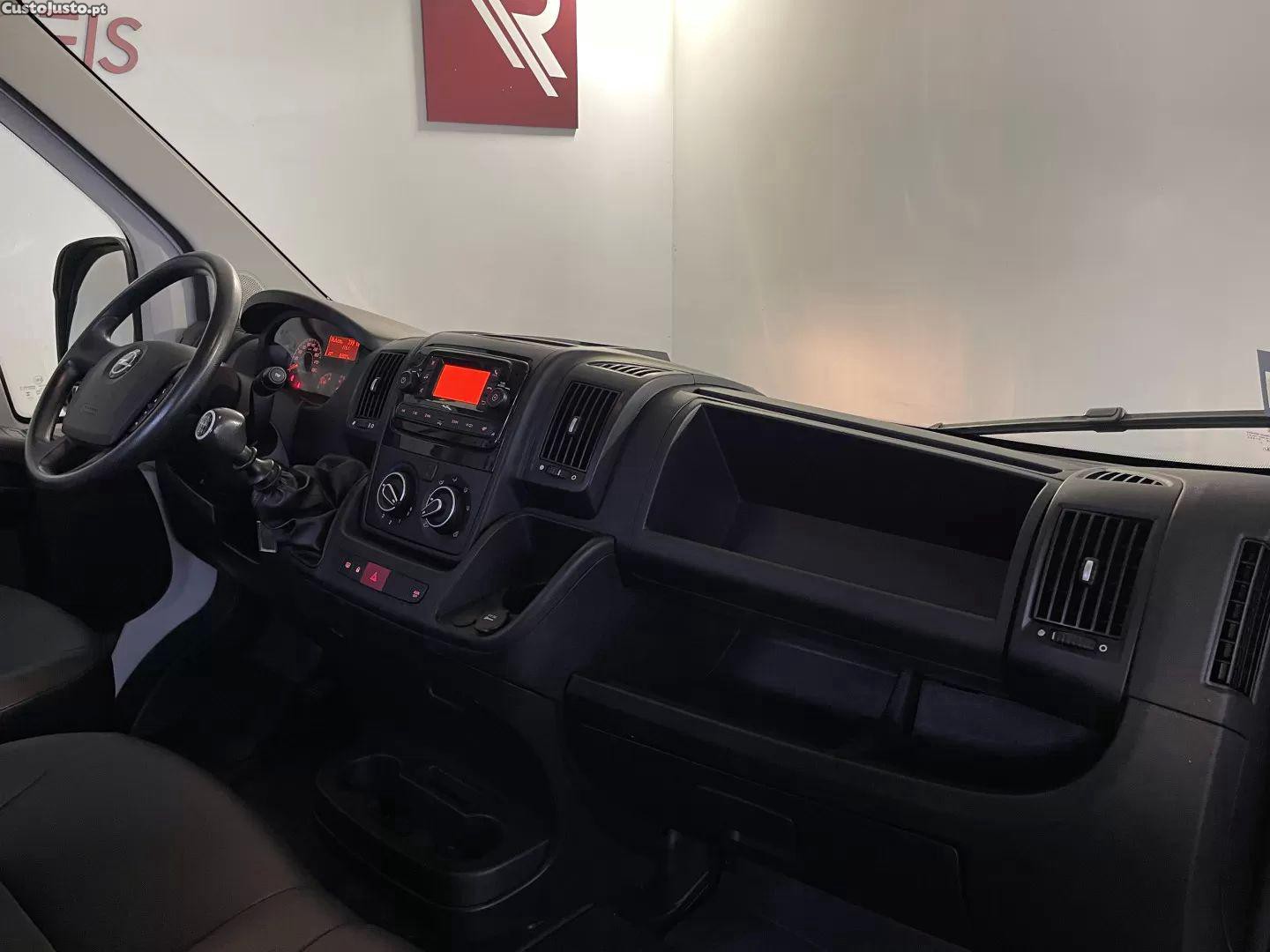 Opel Movano L2h1 3.5t 2.2 d cd — fotografia 15