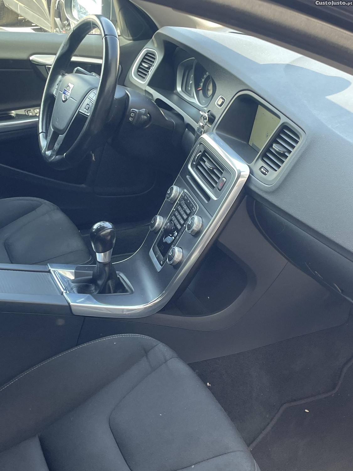 Volvo V60 1.6hdi — fotografia 8