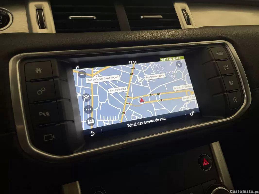 Land Rover Evoque 2.0 d150 — fotografia 13