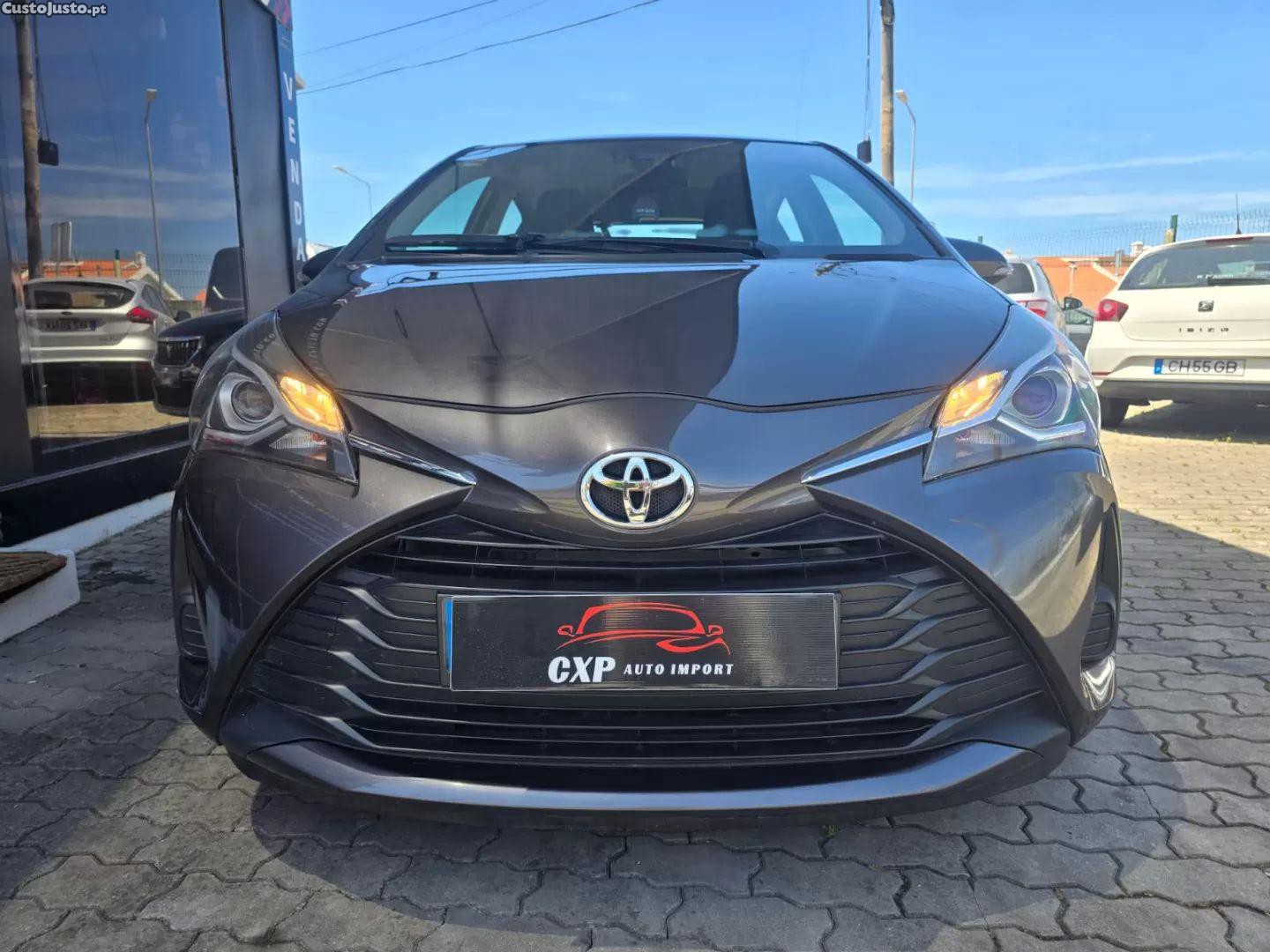 Toyota Yaris 1.0 vvt-i comfort — fotografia 13