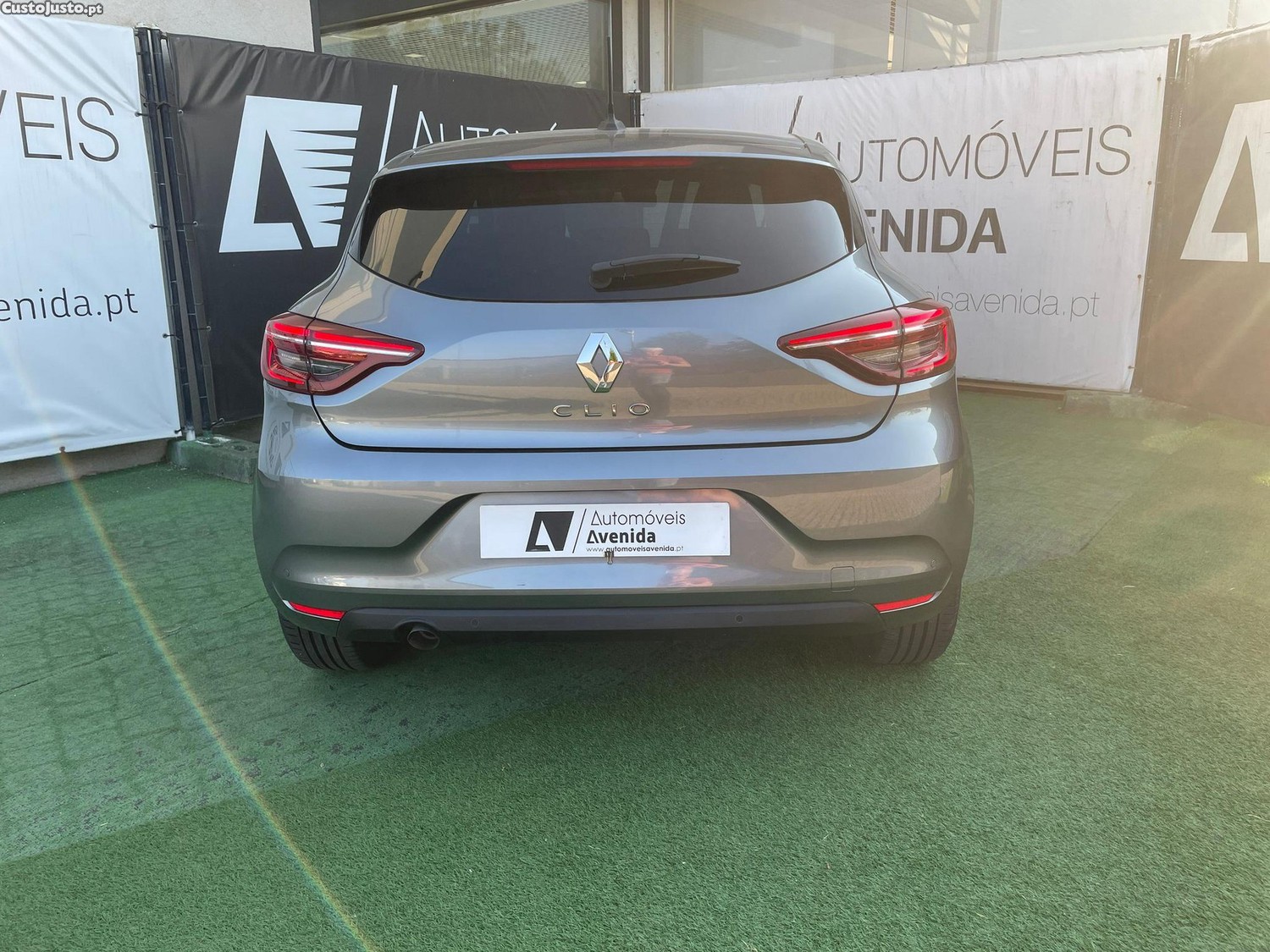 Renault Clio 1.0 TCe Evolution — fotografia 12