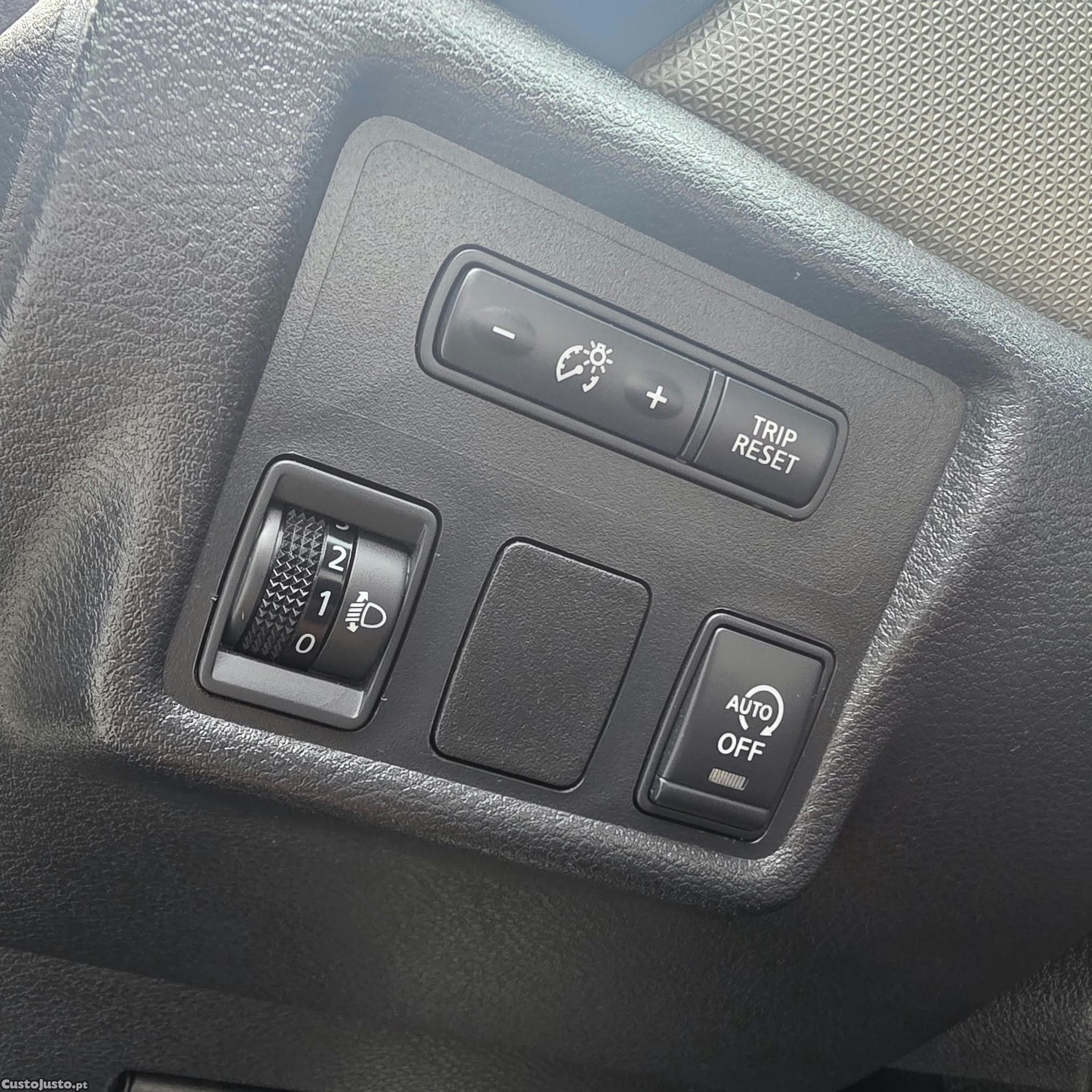 Nissan Micra 0.9 IG-T BOSE Limited Edition S/S — fotografia 8