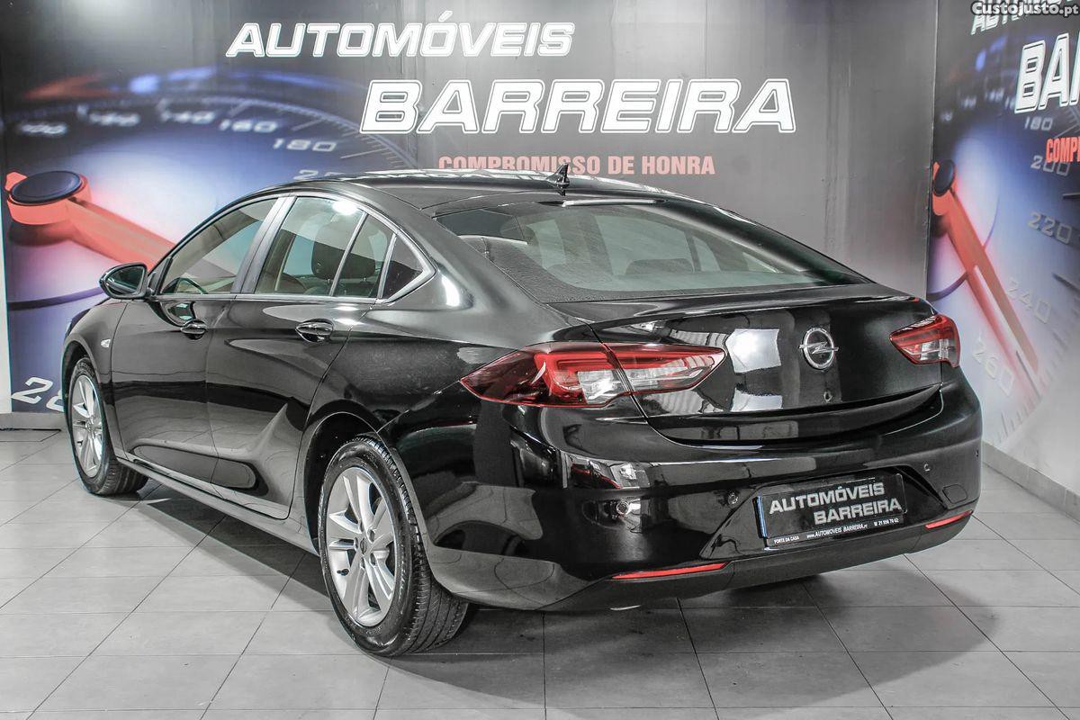 Opel Insignia 1.6 CDTi Business Edition — fotografia 24