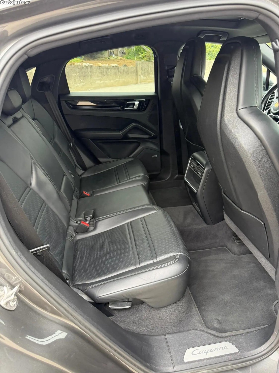 Porsche Cayenne E-Hybrid Tiptronic S Platinum Edition — fotografia 5