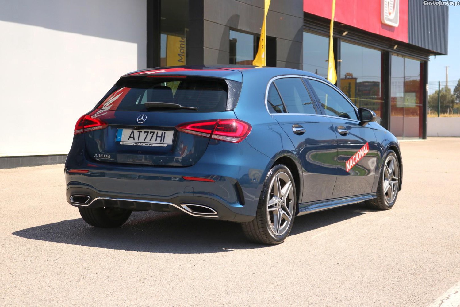 Mercedes-Benz A 180 d AMG Line 2.0 116cv — fotografia 52