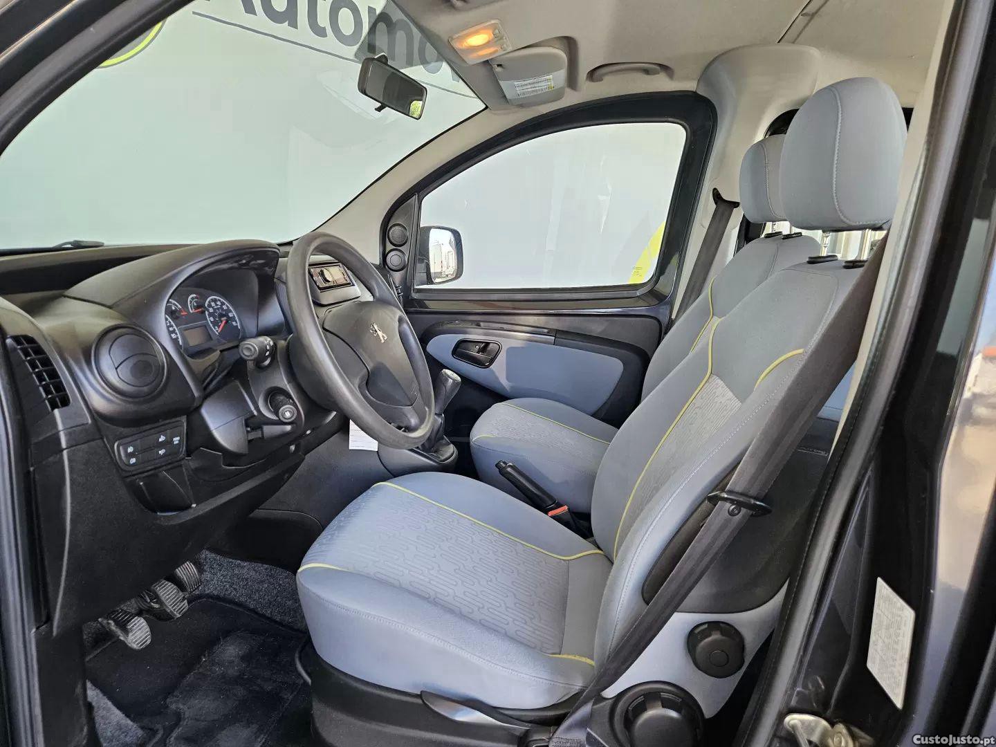 Peugeot Bipper Tepee Hdi 75 — fotografia 3