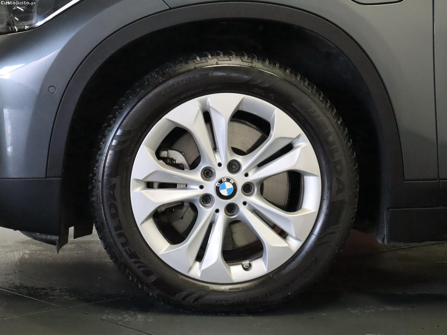 BMW X1 25 e xDrive — fotografia 18