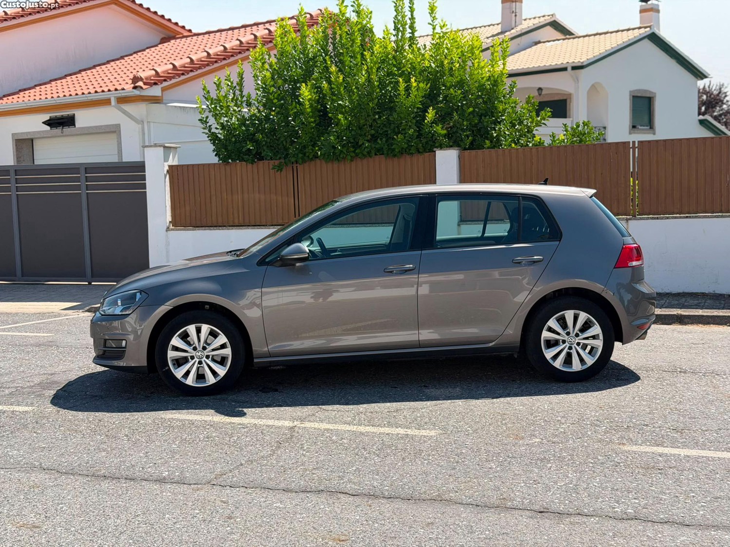 Volkswagen Golf 1.6 TDi DSG BlueMotion GPS Edition — fotografia 6