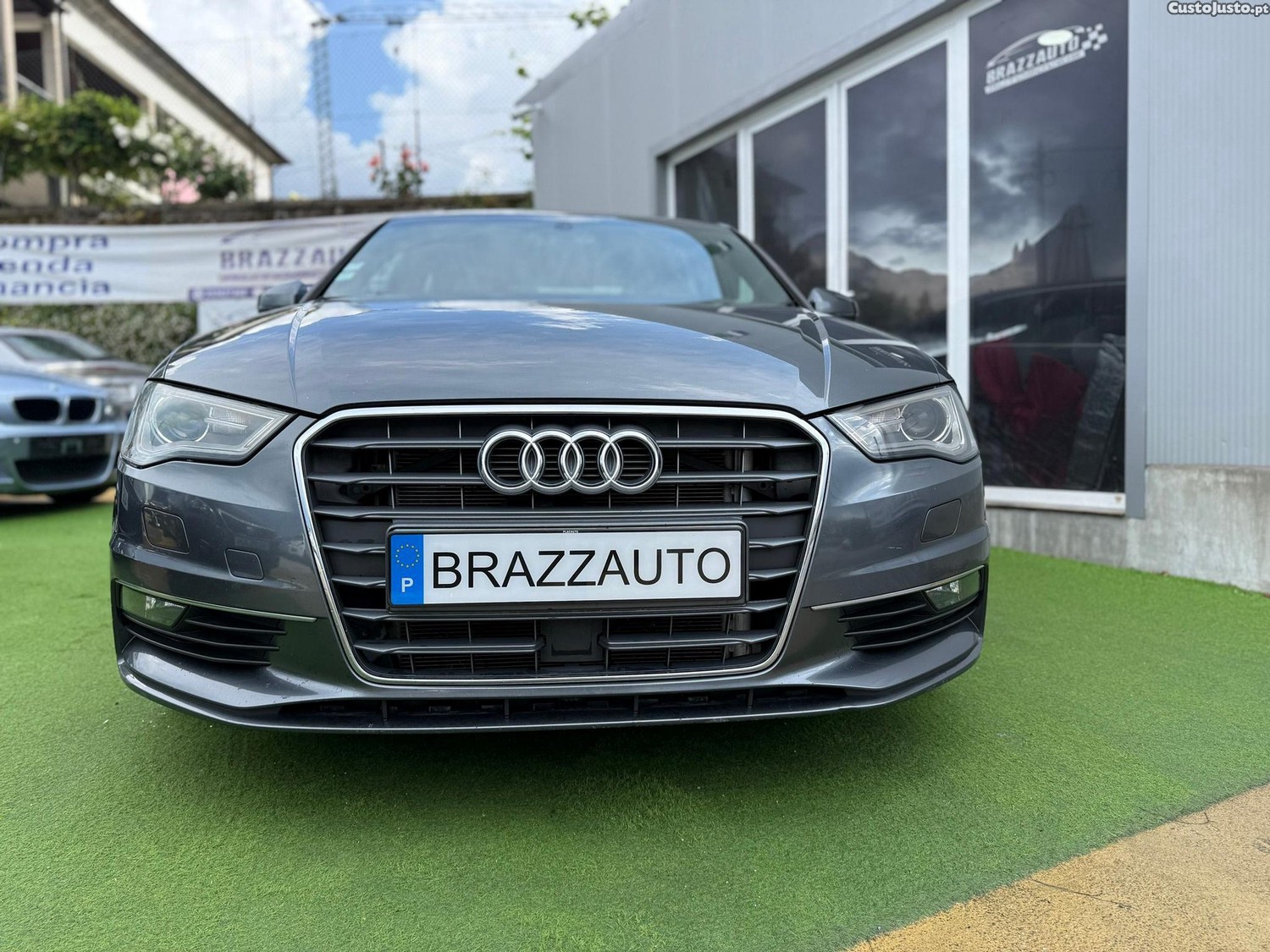 Audi A3 Limousine 2.0 TDi S-line — fotografia 25