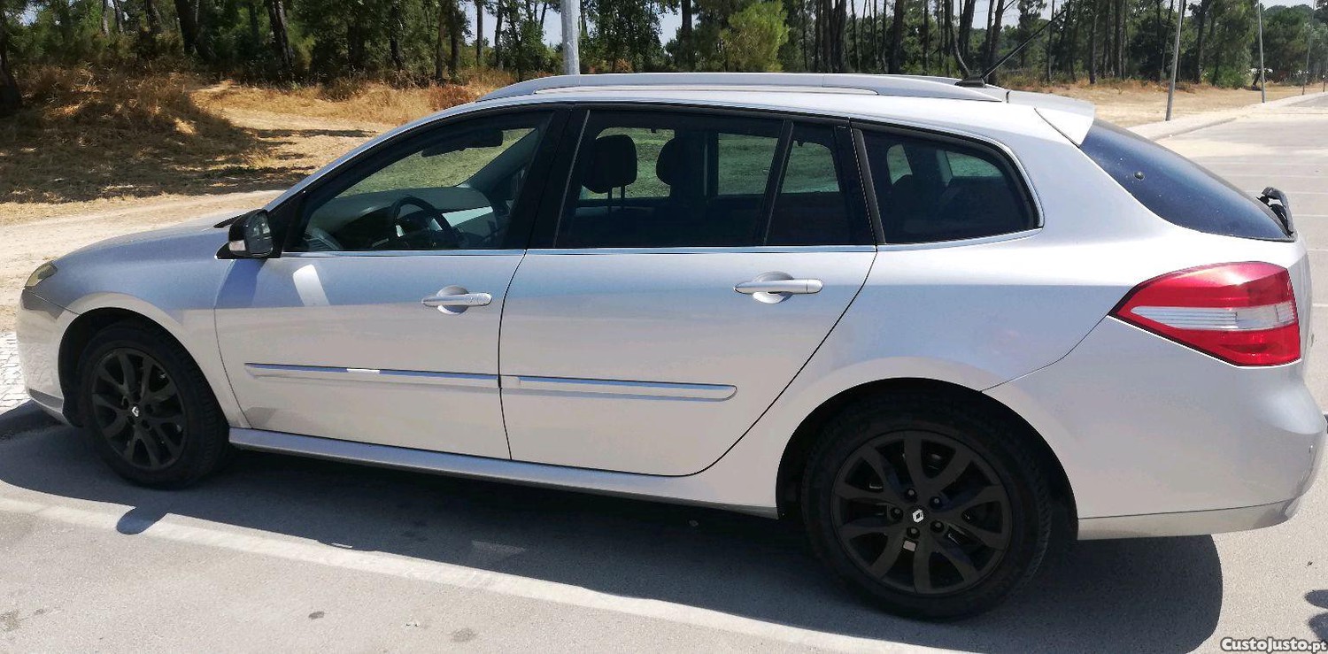 Renault Laguna Break III2.0dci150cv — fotografia 7