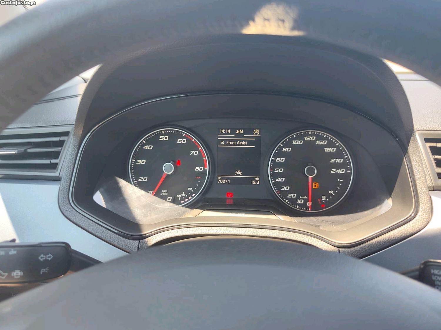 SEAT Arona 1.0 TSI 115cv Style — fotografia 2