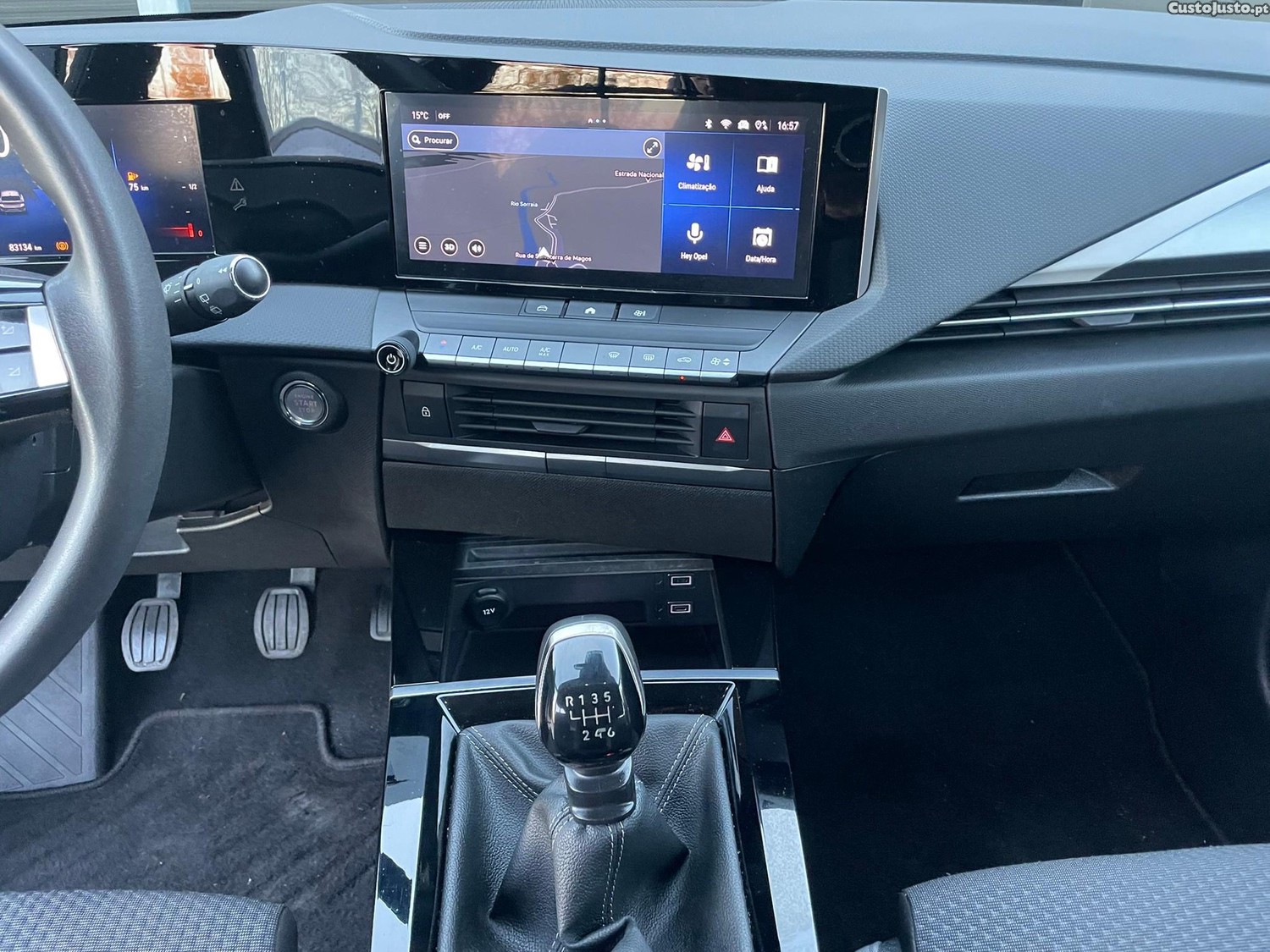 Opel Astra 1.5 D Business — fotografia 11
