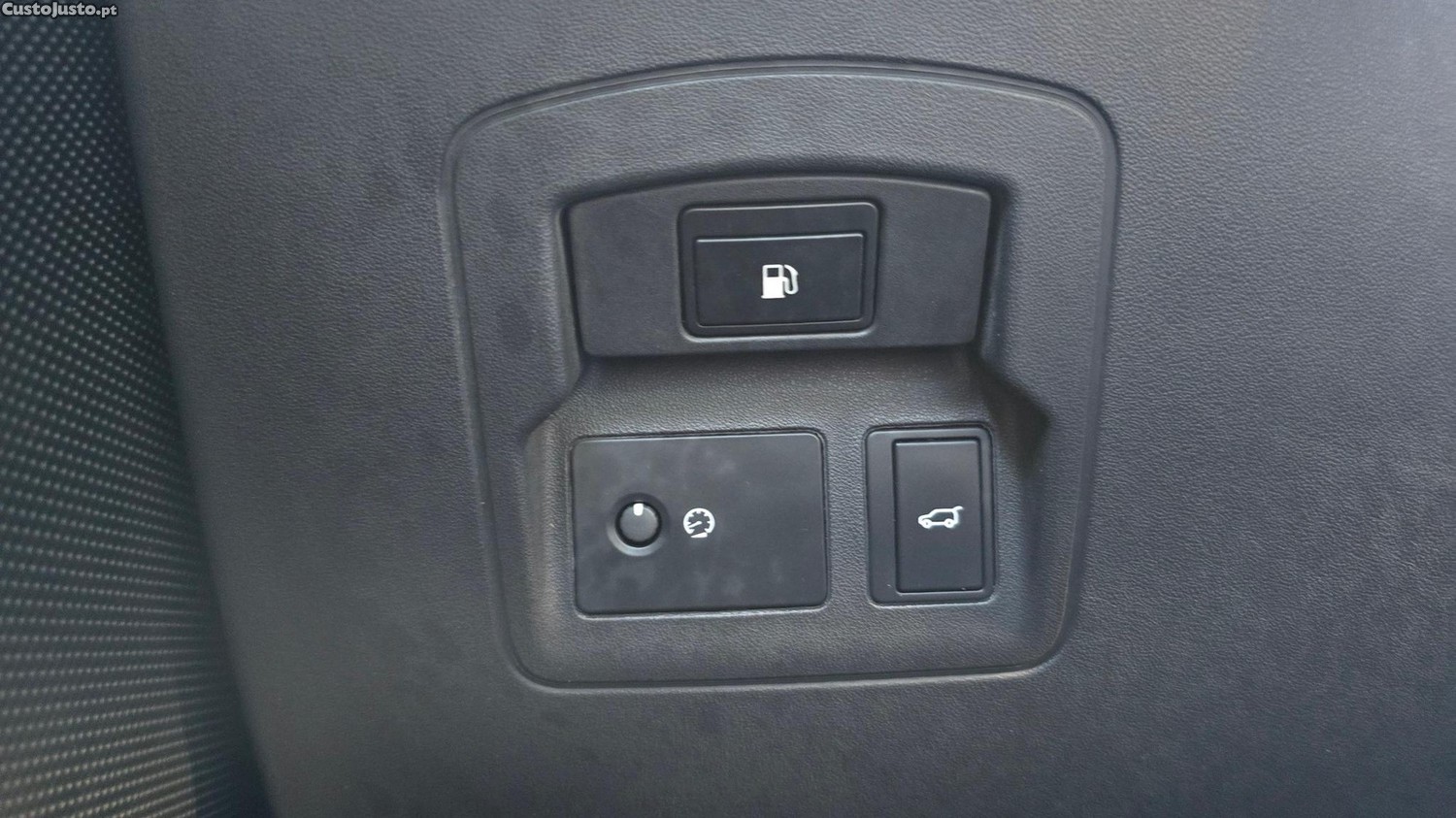 Land Rover Range Rover 2.0 P400e AWD R-Dynamic S — fotografia 19